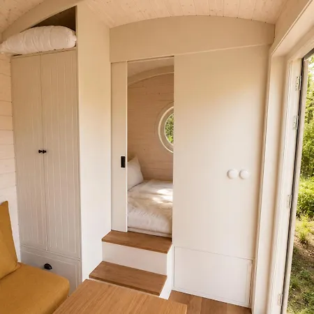 Maringotka Hedvika Glamping Camping Pasice